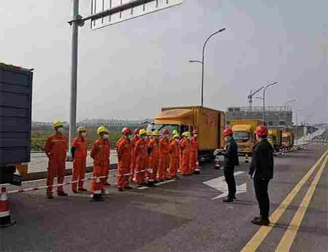 管道紫外光固化修復 紫外線光固化管道修復 紫外線光固化管道修復設備 紫外線光固化管道修復價格 紫外線光固化修復車