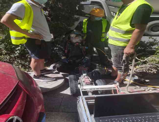 蛙人潛水封堵圖片 蛙人潛水封堵價格 蛙人潛水封堵定額 蛙人潛水封堵戴的什么呼吸器 蛙人潛水器