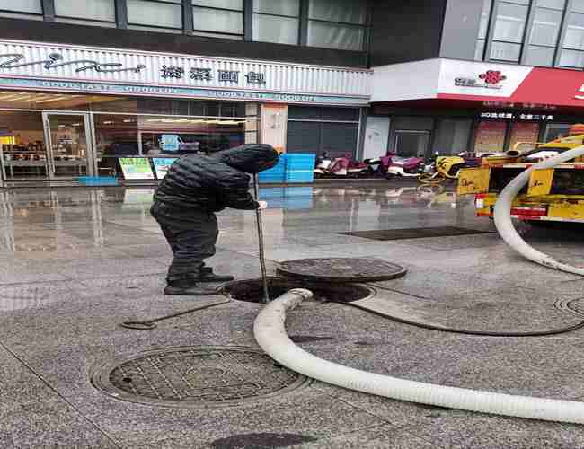 市政管道清淤:保障城市發(fā)展的重要環(huán)節(jié) 市政管道清淤:保障城市發(fā)展的重要環(huán)節(jié)